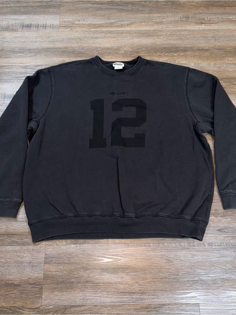 Tom Brady Shirt Sweater Mens 2X-Large Long Sleeve Black Crewneck Sweatshirt